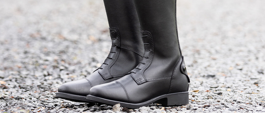 RIDSKOR & RIDST�VLAR